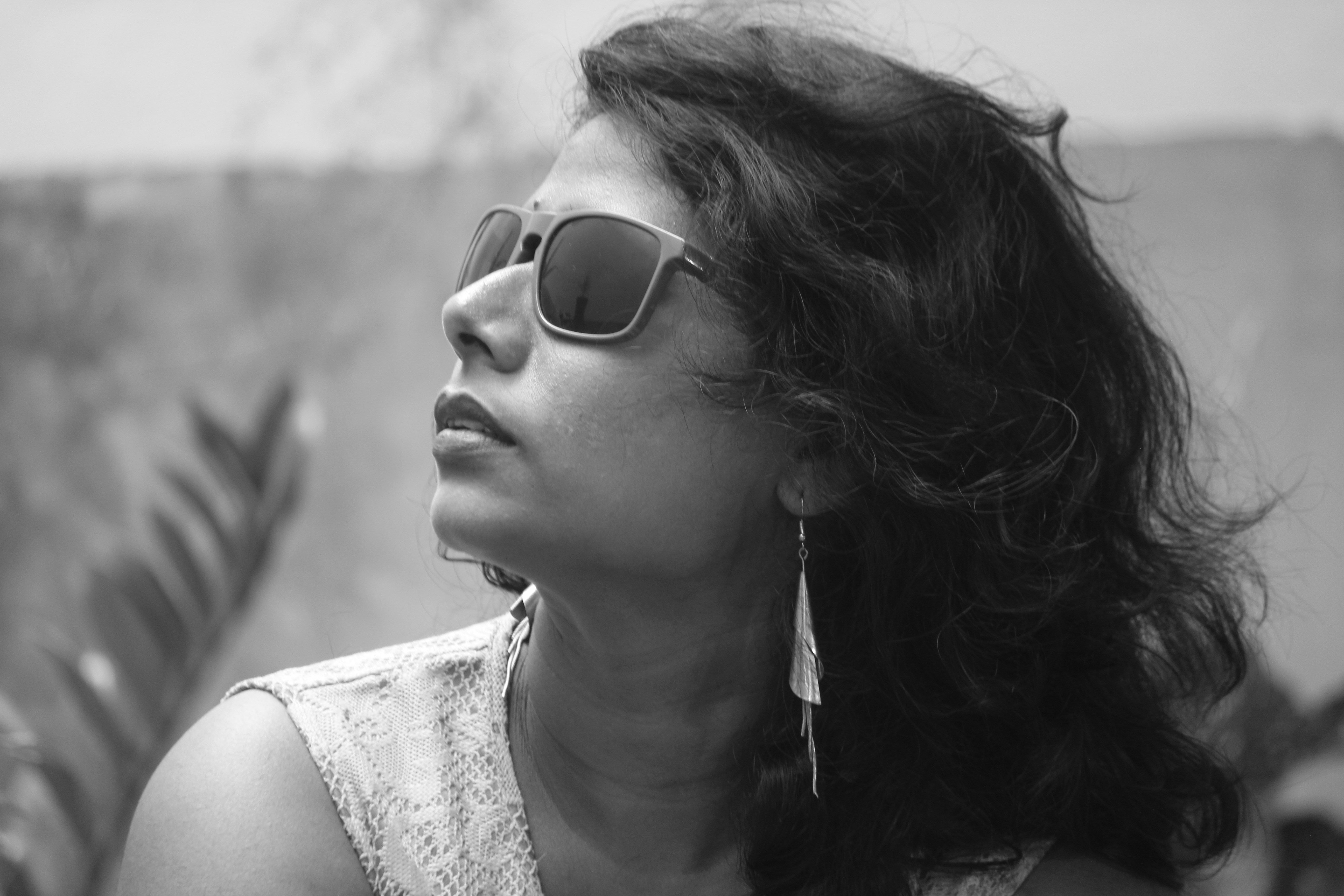 Ewolucja dżinsów: jak zmieniały się kroje na przestrzeni dekad