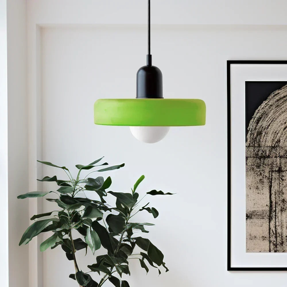 Lampa wisząca Bauhaus z witrażowego szkła