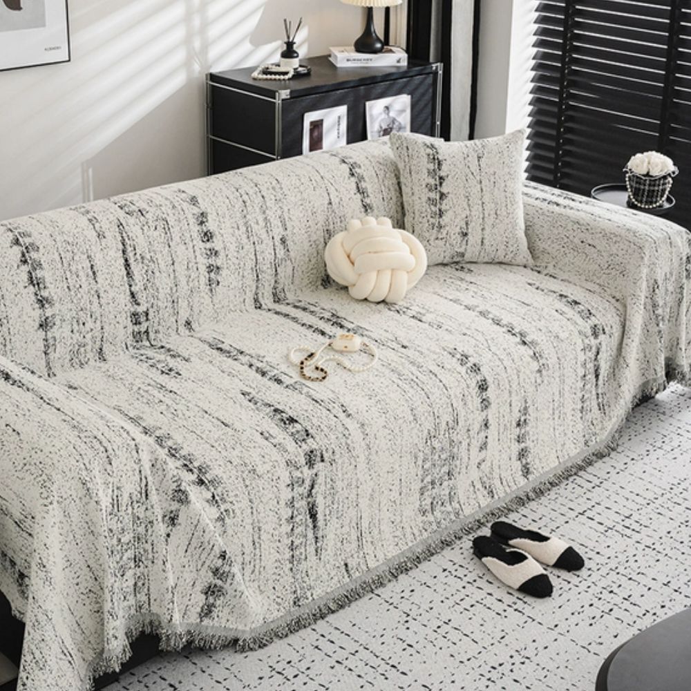Pokrowiec Sofy Almond Crest Elegancki Komfort dla Twojej Przestrzeni Życiowej