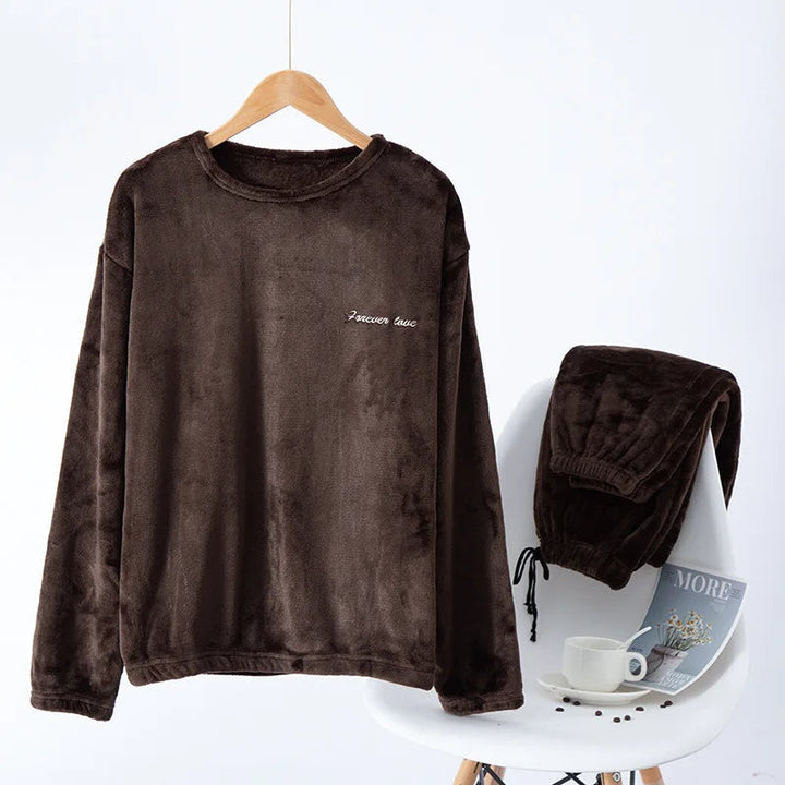 Winter Chill Pyjama | Ciepła i miękka odzież nocna dla mężczyzn