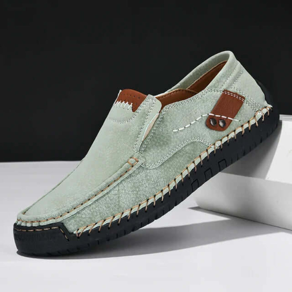 Zaprojektowane dla równowagi buty Slip-On z wsparciem łuku