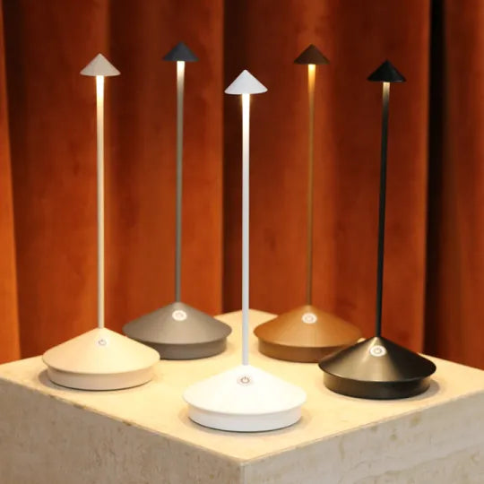 Bezprzewodowa lampa stołowa LED – ClarityGlow