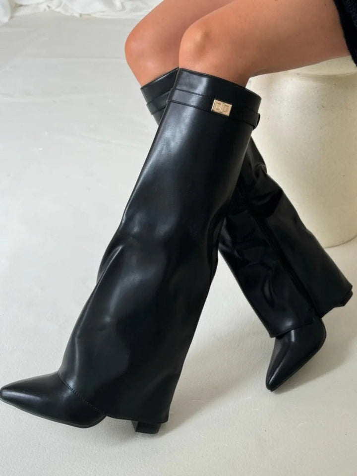 Wysokie Buty Zamszowe z Obcasem