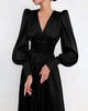 Elegancka Satynowa Sukienka Maxi z Dekoltem V dla Kobiet Timeless Elegance z Nowoczesnym Akcentem