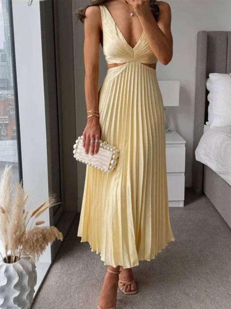 Elegancka Sukienka Bez Rękawów z Otwarty Plecami Graceful Sophistication na Ciepłe Pory Roku