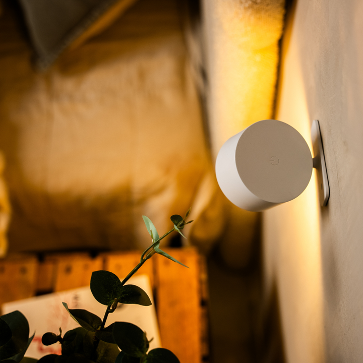 Bezprzewodowa lampa ścienna LED z głowicą obracaną o 360°, ściemniaczem dotykowym, 3 kolory
