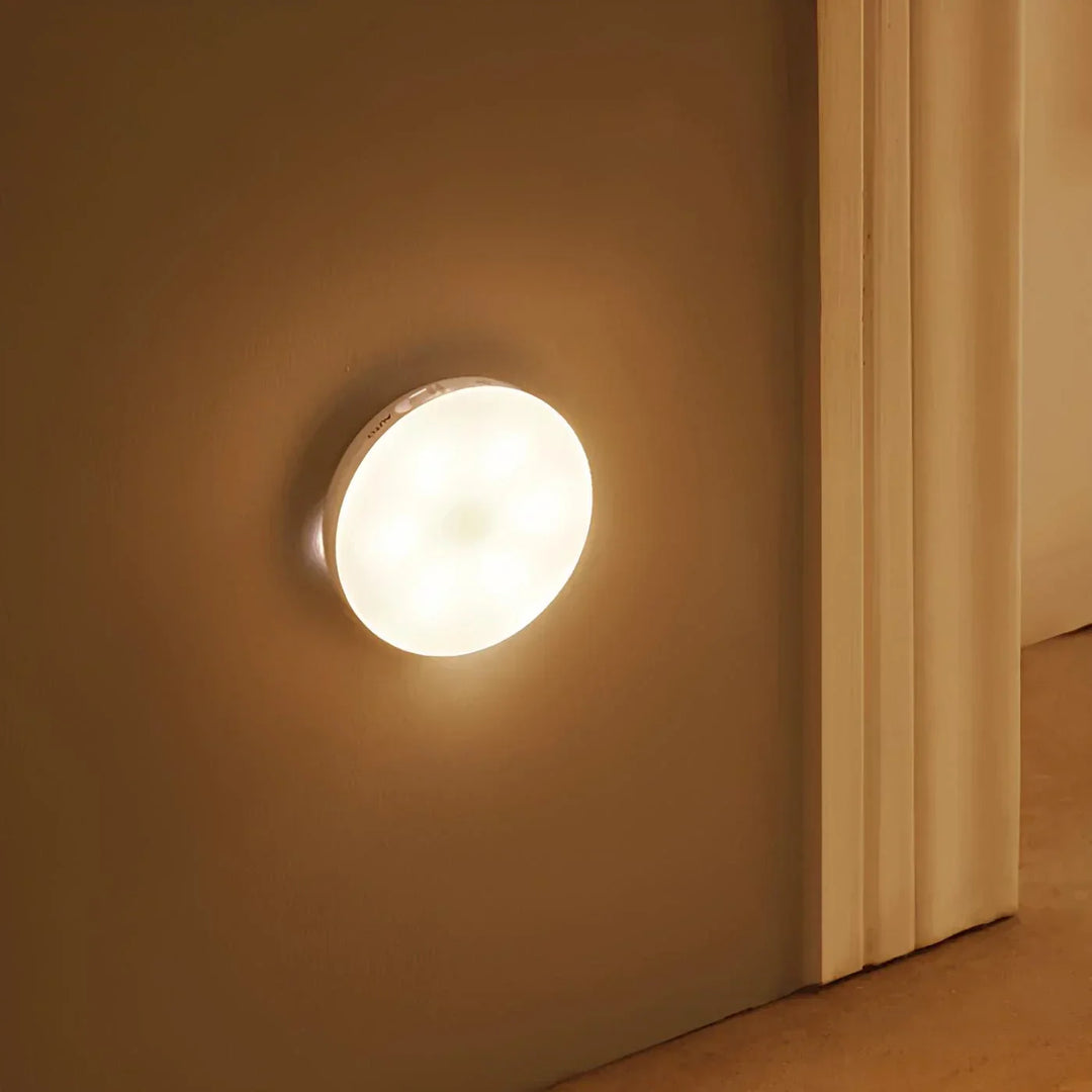 Bezprzewodowa lampa z czujnikiem ruchu - LumaLight