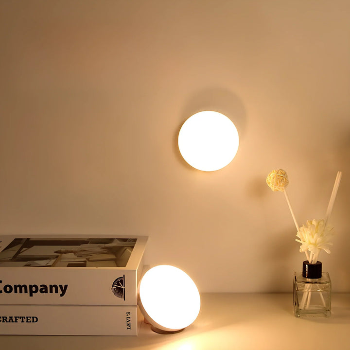 Bezprzewodowa lampa z czujnikiem ruchu - LumaLight