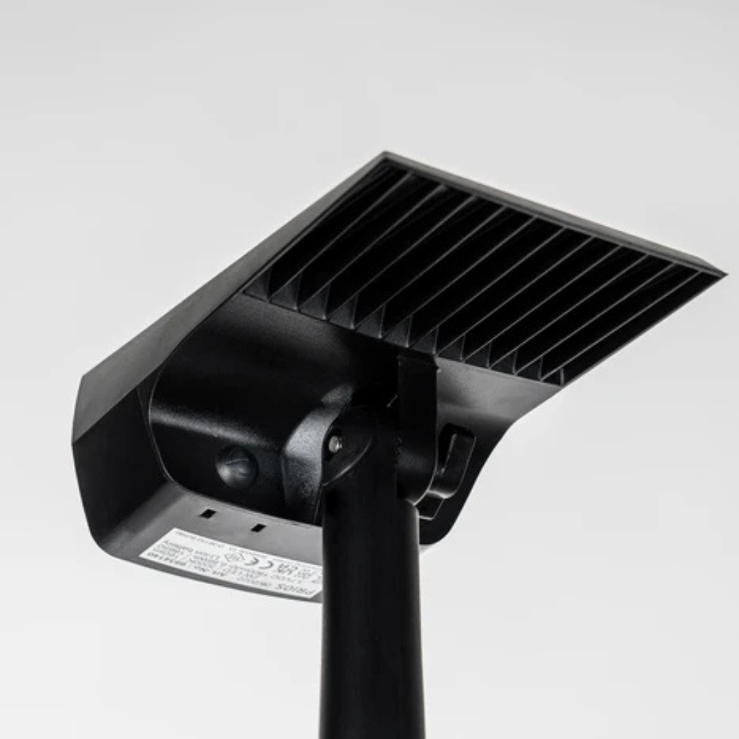 Solarny reflektor ogrodowy z regulowaną głowicą, 3 poziomami jasności, wodoszczelny IP65
