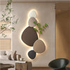 Nowoczesna lampa ścienna z organicznym designem i oświetleniem LED do wnętrz