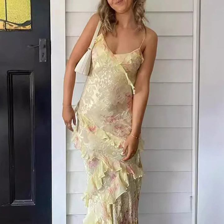Kolorowa sukienka maxi boho z falbanami i dekoltem w serek