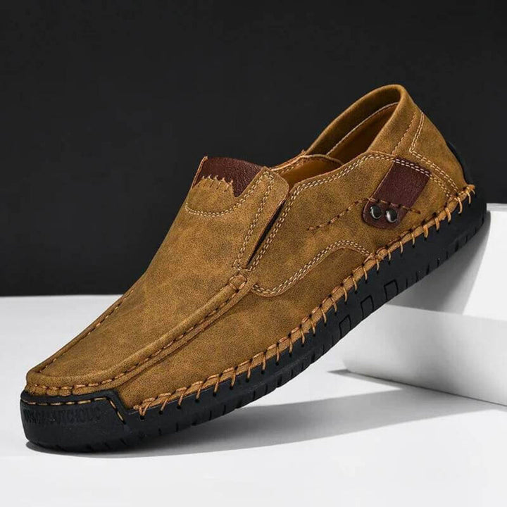 Zaprojektowane dla równowagi buty Slip-On z wsparciem łuku