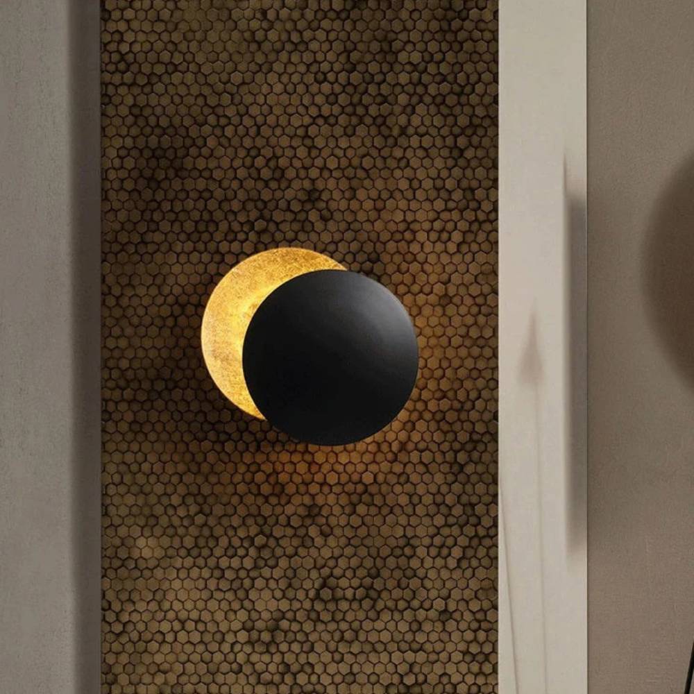 Lampa ścienna z magiczną poświatą księżyca - Lunora