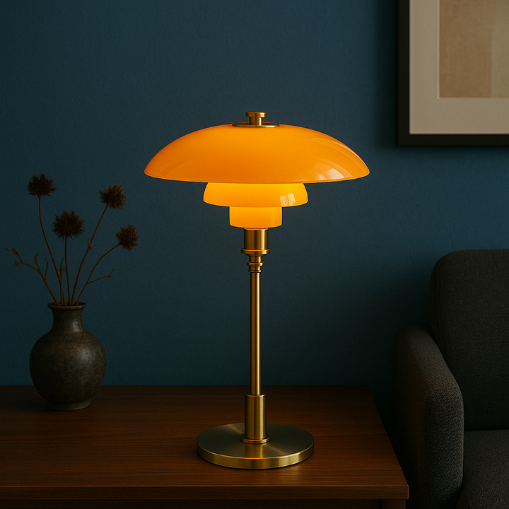 Lampa stołowa w duńskim designie