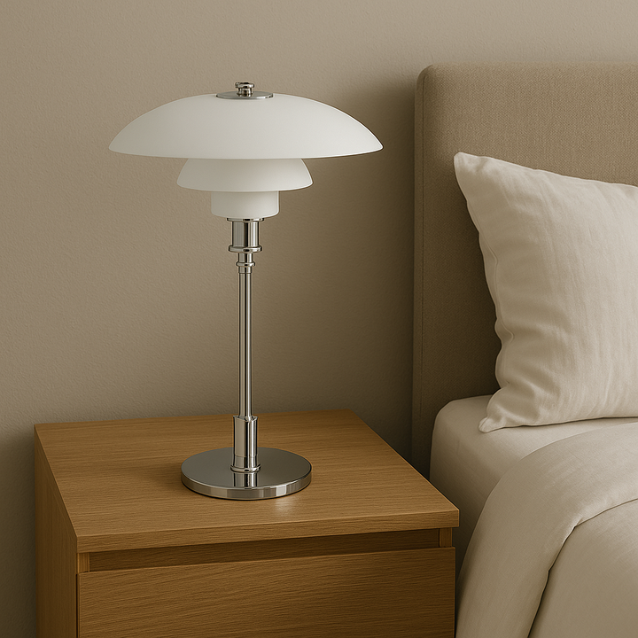 Lampa stołowa w duńskim designie