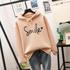 Damska bluza z kapturem z nadrukiem smiley – casualowy streetwear