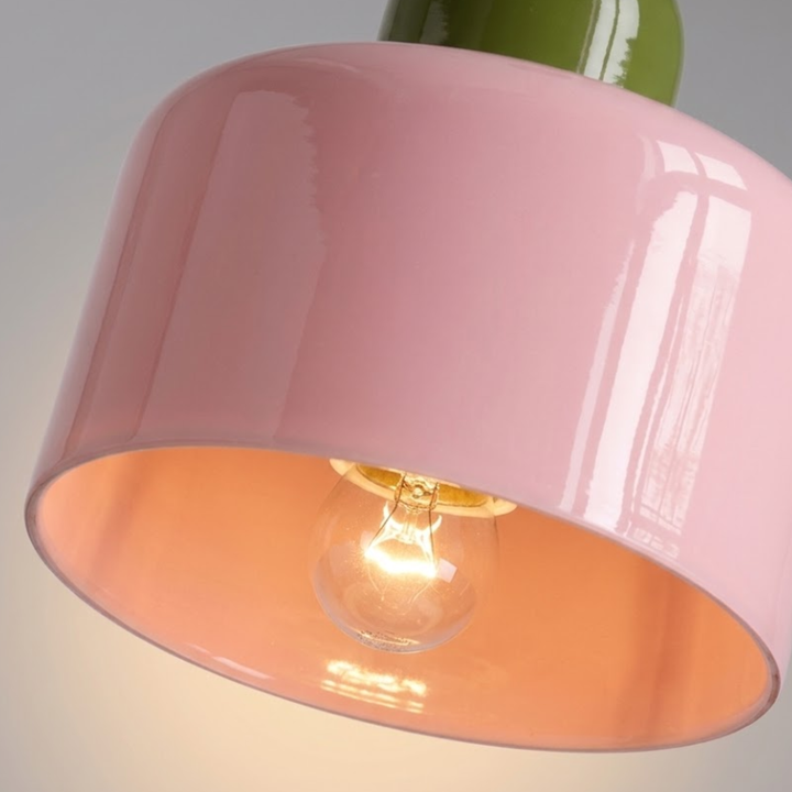 Wisząca lampa pierścieniowa o rozszerzonym designie halo