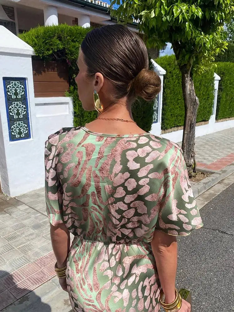 Kobieca Elegancka Sukienka Owijana Timeless & Flattering