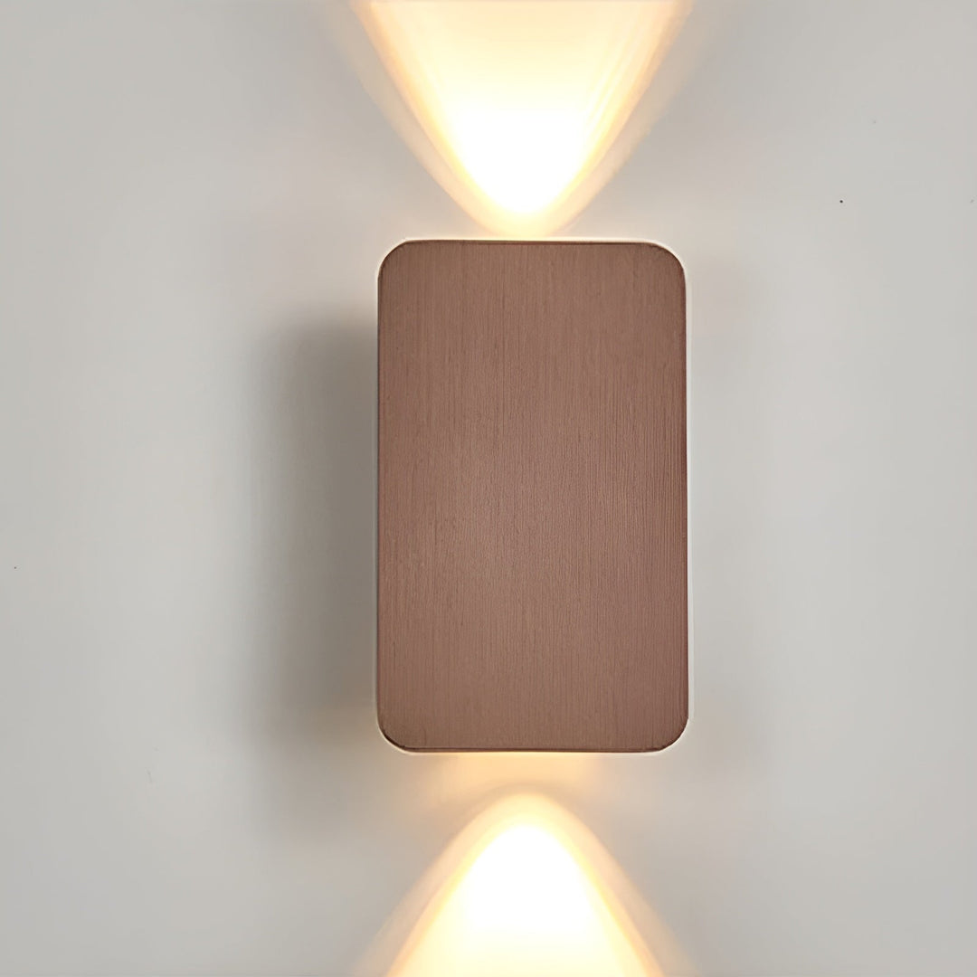 Lampa ścienna LED ze światłem skierowanym w górę i w dół – nowoczesna i klimatyczna