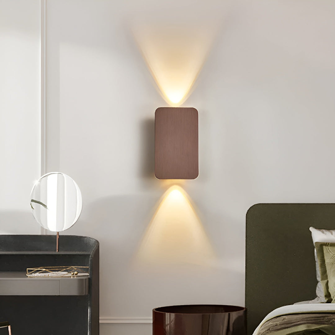 Lampa ścienna LED ze światłem skierowanym w górę i w dół – nowoczesna i klimatyczna