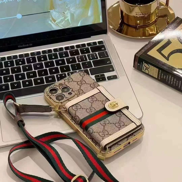Luksusowe etui na iPhone'a z torbą na ramię