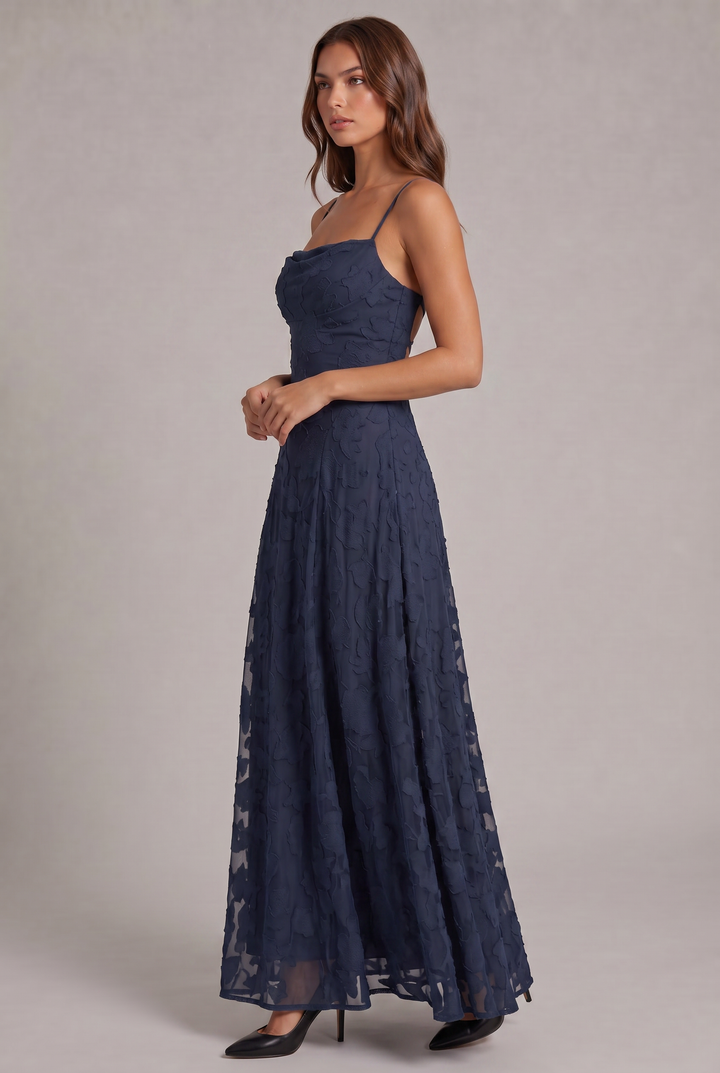Sukienka maxi Olivia - elegancka suknia wieczorowa w kwiatowy wzór