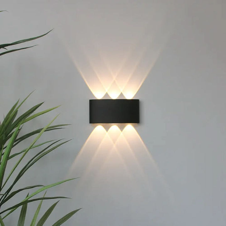 Nowoczesna lampa ścienna do wnętrz i na zewnątrz – minimalistyczny reflektor LED