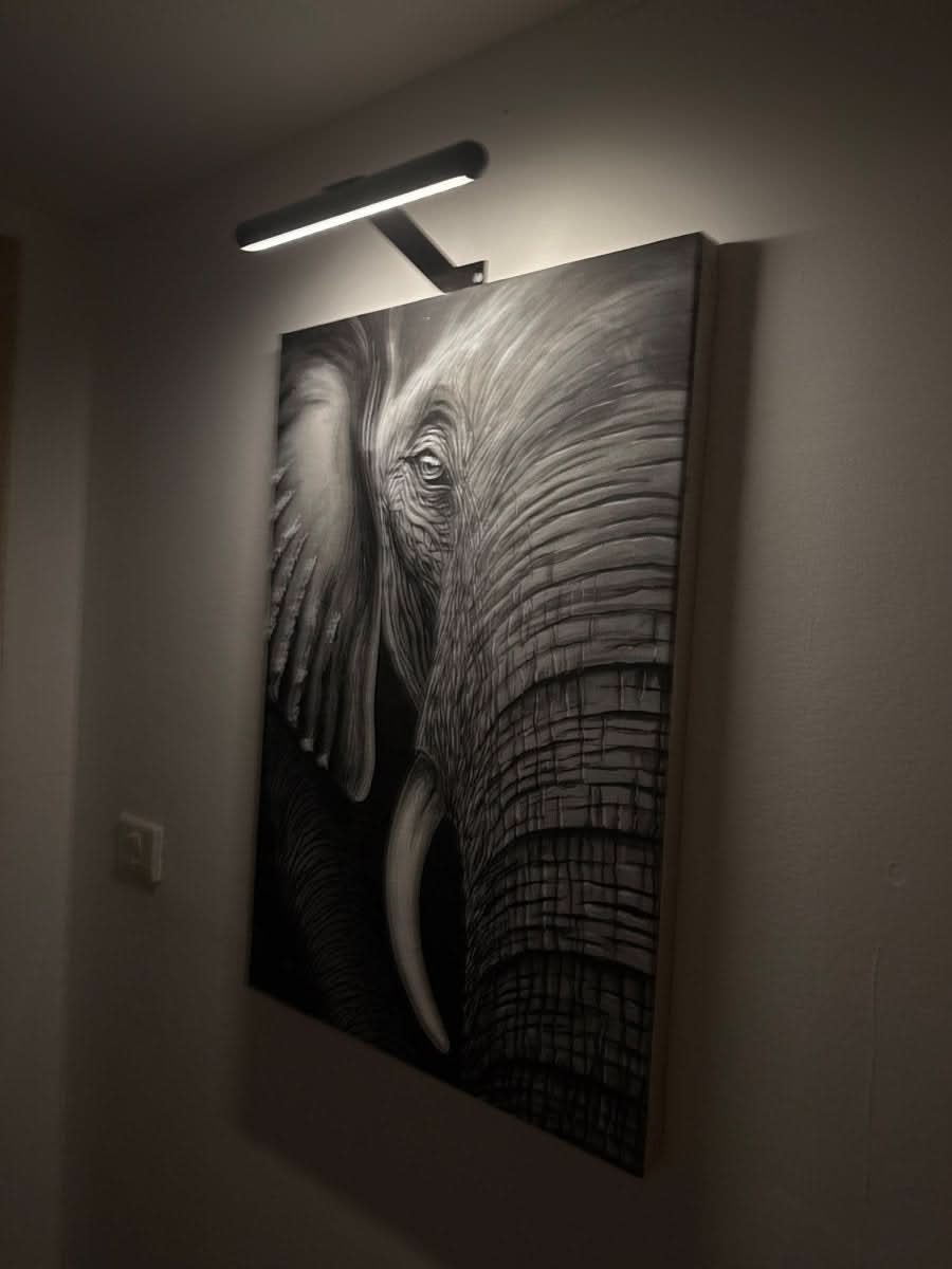 Lampa ścienna LED | Regulowane oświetlenie artystyczne | Metalowy, ładowalny design | ArtGlow