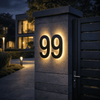 LICHTZEICHEN – personalizowane numery domów LED do nowoczesnych domów