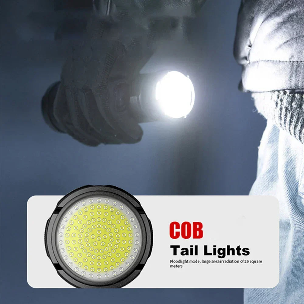 Akumulatorowa latarka LED 10000 lumenów – Striker