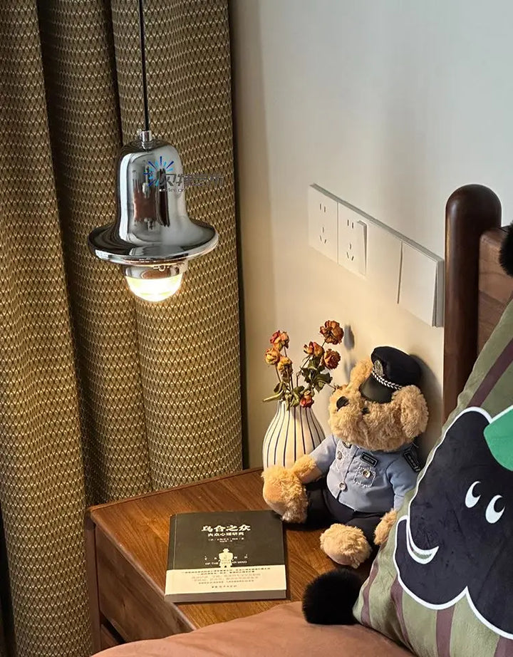 Sten – nowoczesna metalowa lampa wisząca w stylu Bauhaus