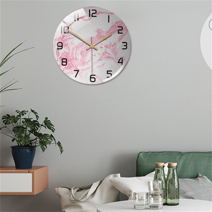 Elegancki zegar ścienny z efektem marmuru – MarbleTime