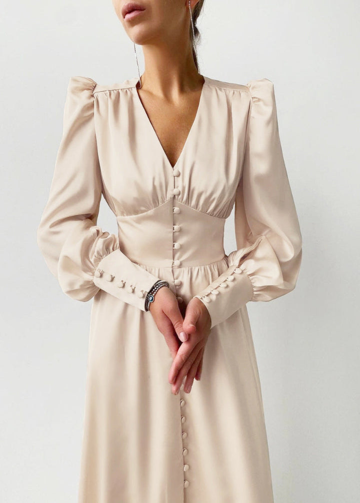 Elegancka Satynowa Sukienka Maxi z Dekoltem V dla Kobiet Timeless Elegance z Nowoczesnym Akcentem