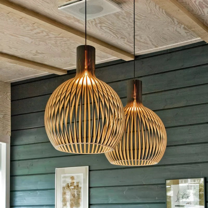 Lampa wisząca Natura Orb – organiczny drewniany design do przytulnych wnętrz