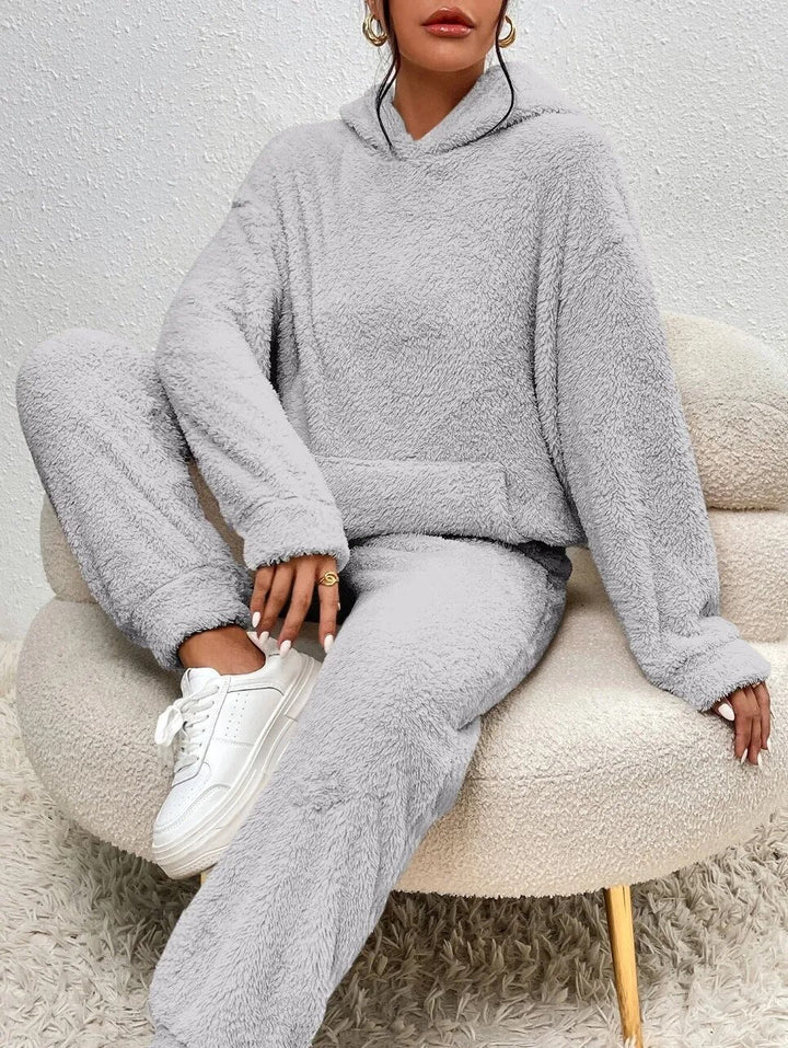 Ultra-Wygodny Kombinezon Hooded Teddy Przytulna Elegancja na Relaksujące Momenty