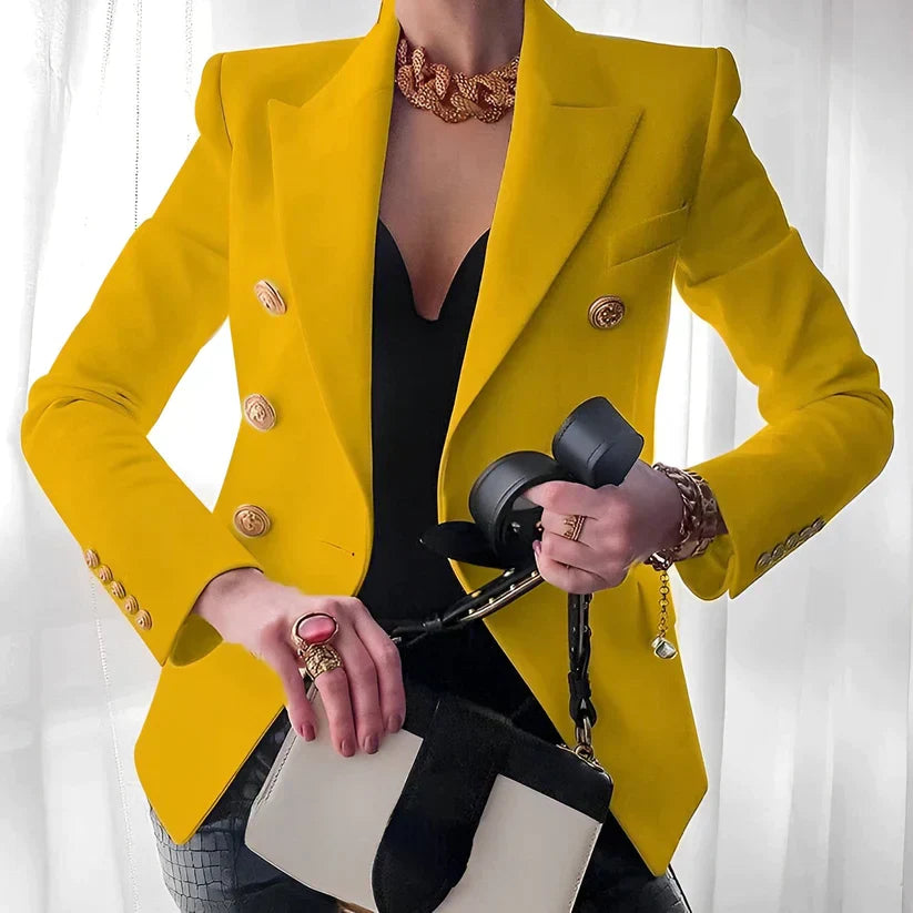 Blazer dla kobiet inspirowany starym stylem - klasyczne szycie z nowoczesnym akcentem
