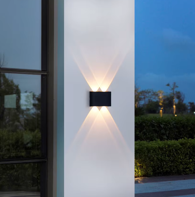 Nowoczesna lampa ścienna do wnętrz i na zewnątrz – minimalistyczny reflektor LED