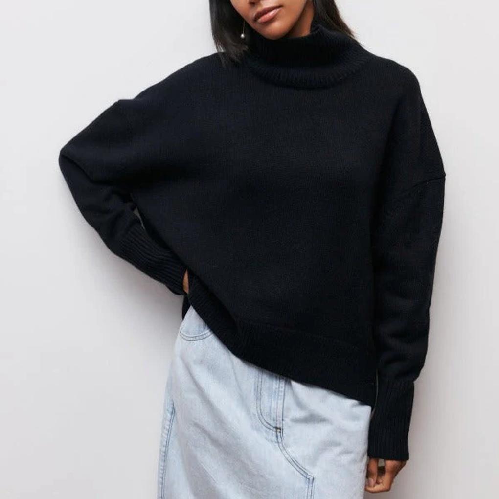 Sweter z wysokim kołnierzem dla kobiet – Zimowy Staple