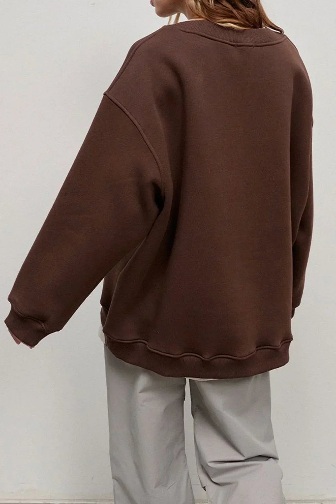 Damska bluza oversize – bawełna, casualowa z okrągłym dekoltem na wygodne codzienne stylizacje