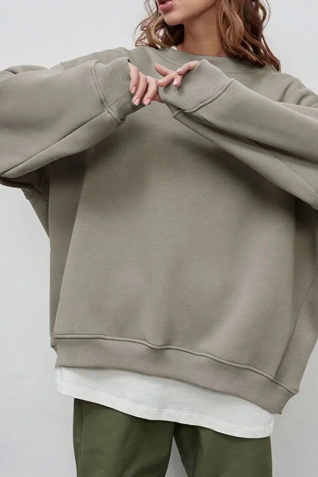 Damska bluza oversize – bawełna, casualowa z okrągłym dekoltem na wygodne codzienne stylizacje