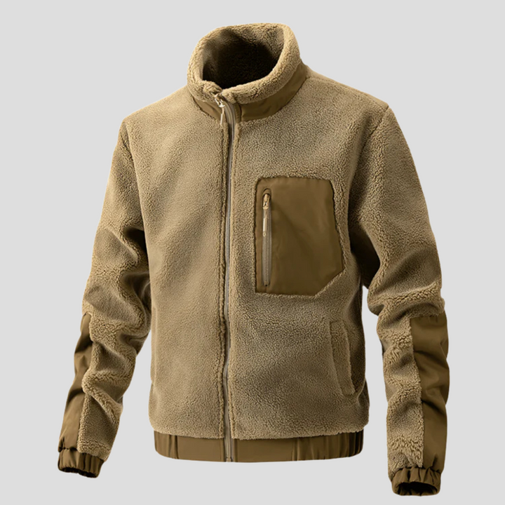 Męska kurtka fleece na zewnątrz