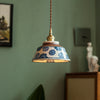 Vintage ręcznie malowana ceramiczna lampa wisząca z kablem w oplocie z tkaniny