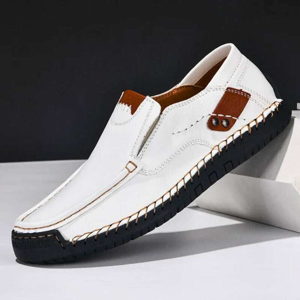 Zaprojektowane dla równowagi buty Slip-On z wsparciem łuku