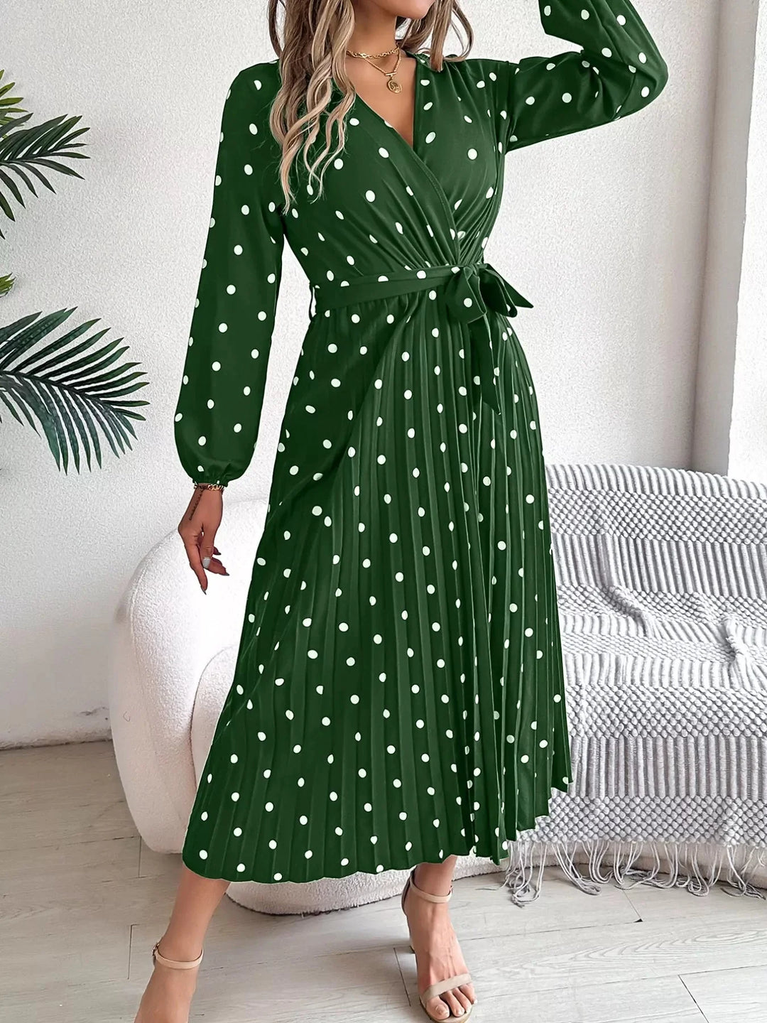 Amelia Sukienka Midi Kopertowa W Groszki Plisowana