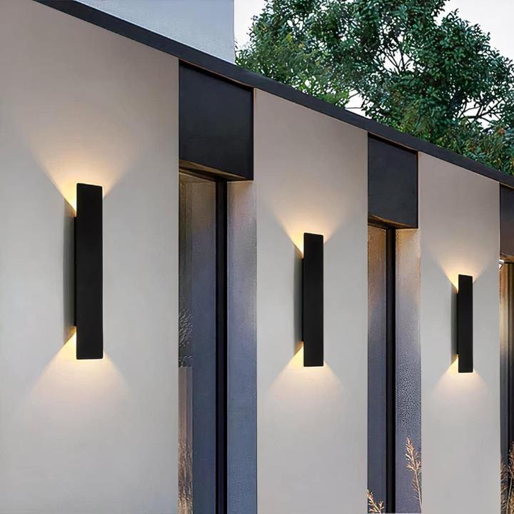 Zewnętrzna lampa ścienna LED ze światłem w górę i w dół – odporna na warunki atmosferyczne, stopień ochrony IP65