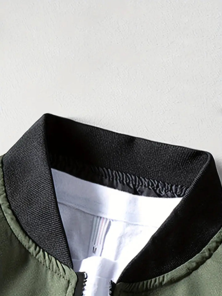 Lekki płaszcz typu bomber