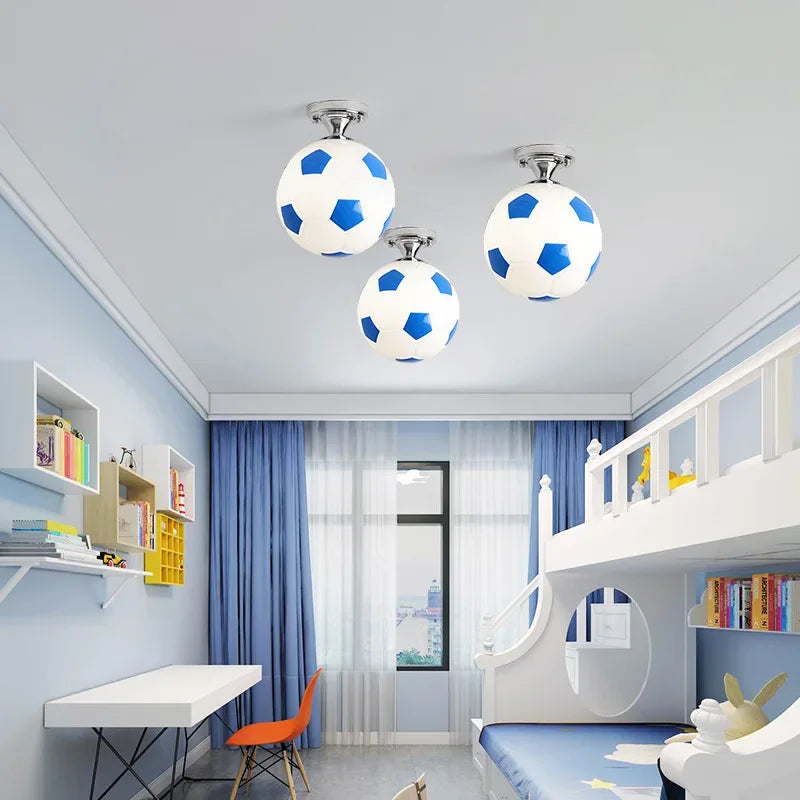 Lampa sufitowa w motywie piłkarskim – GoalBright
