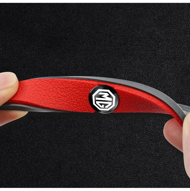 Eleganckie listwy ochronne do samochodu – paski CrashGuard