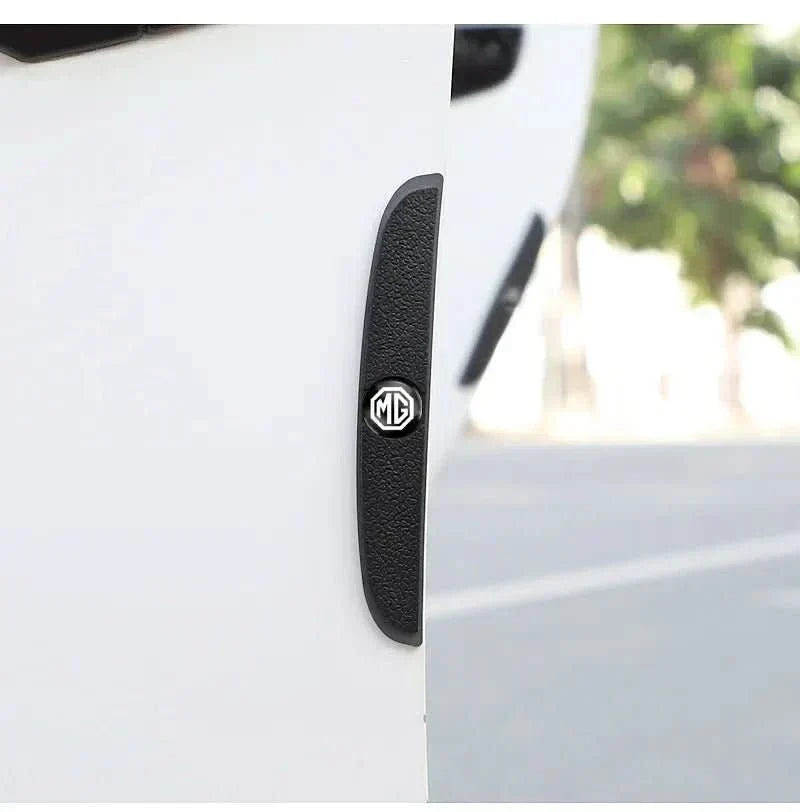 Eleganckie listwy ochronne do samochodu – paski CrashGuard