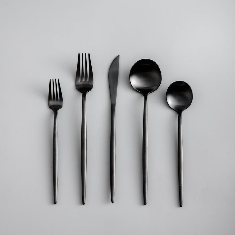 Minimalistyczne sztućce do nowoczesnych stołów - PureSet
